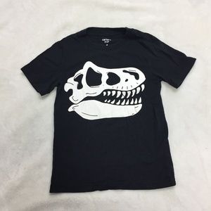 Carter’s kids t-shirt size 4